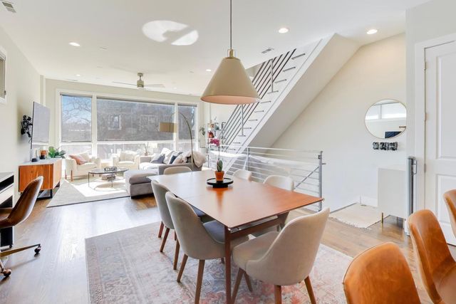 2910 W Palmer Street 2, Chicago, IL 60647