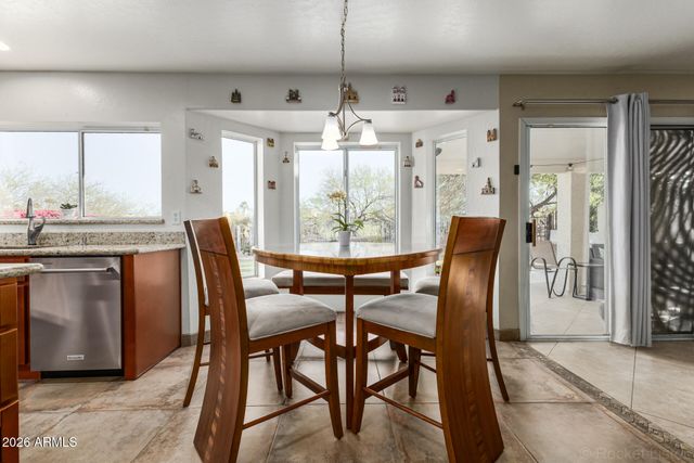 4627 E LA MIRADA Way, Phoenix, AZ 85044