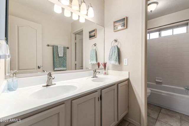 4627 E LA MIRADA Way, Phoenix, AZ 85044