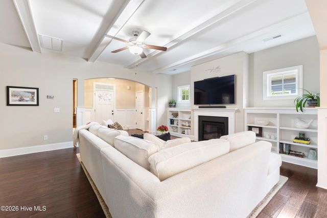 346 Hanover Lakes Drive, Wilmington, NC 28401