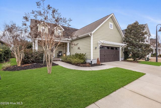 346 Hanover Lakes Drive, Wilmington, NC 28401