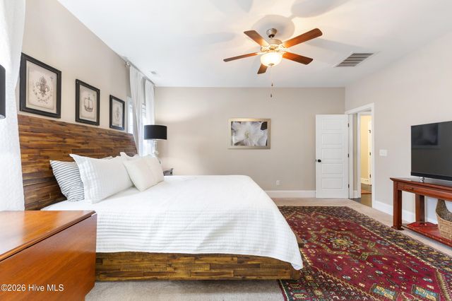 346 Hanover Lakes Drive, Wilmington, NC 28401