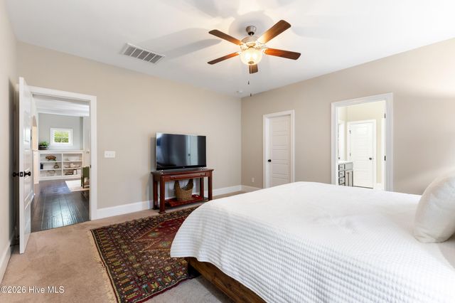 346 Hanover Lakes Drive, Wilmington, NC 28401