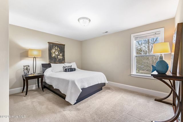 346 Hanover Lakes Drive, Wilmington, NC 28401