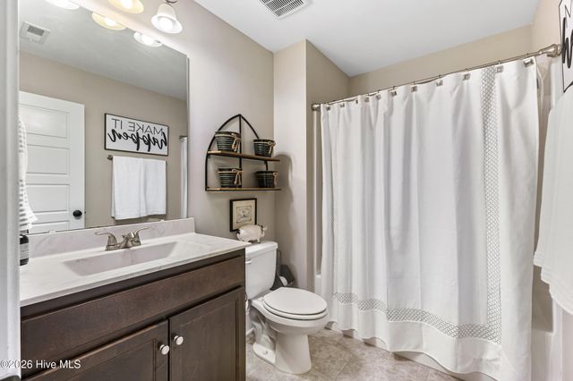 346 Hanover Lakes Drive, Wilmington, NC 28401