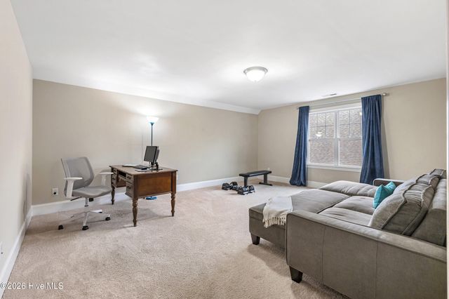 346 Hanover Lakes Drive, Wilmington, NC 28401