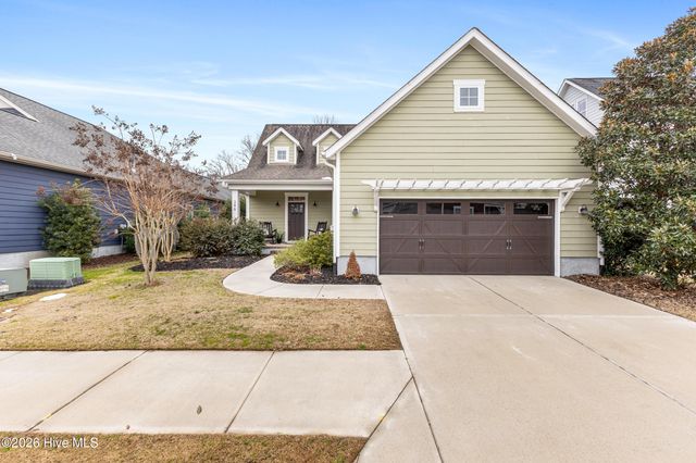 346 Hanover Lakes Drive, Wilmington, NC 28401