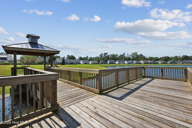 346 Hanover Lakes Drive, Wilmington, NC 28401