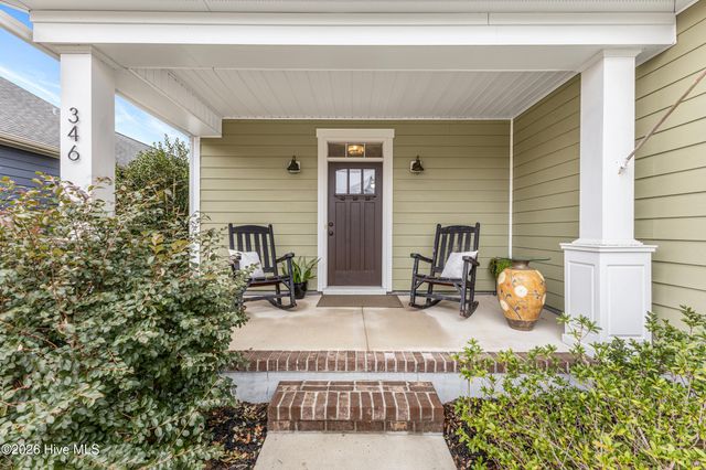 346 Hanover Lakes Drive, Wilmington, NC 28401