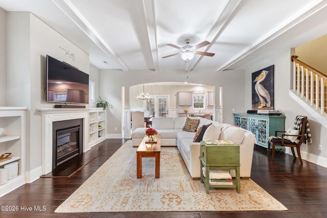 346 Hanover Lakes Drive, Wilmington, NC 28401