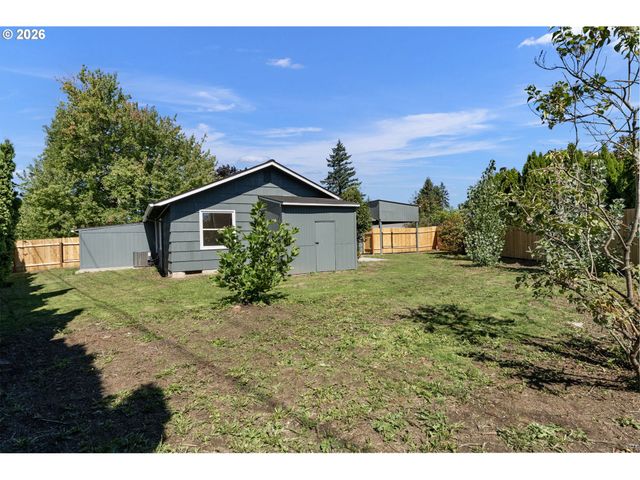 280 Nw 23RD St, Gresham, OR 97030