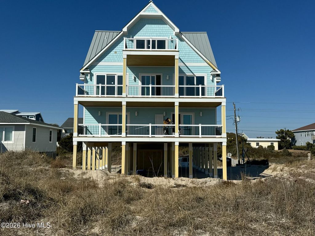 601 Ocean Drive ., Emerald Isle, NC 28594