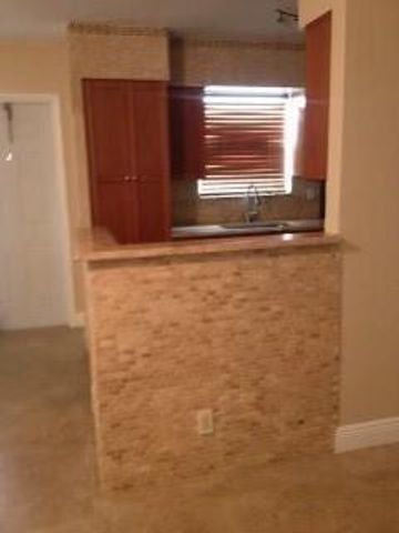 2325 Garfield Street 15, Hollywood, FL 33020