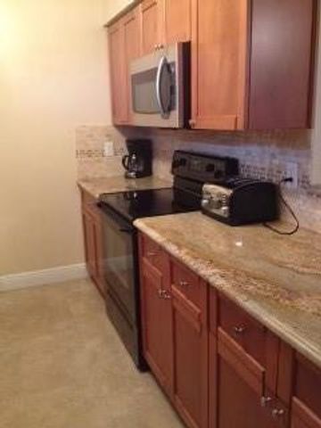 2325 Garfield Street 15, Hollywood, FL 33020