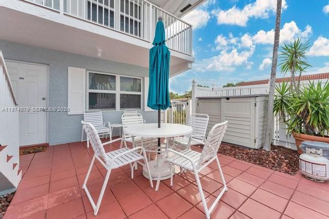 4658 Bougainvilla Dr 56, Lauderdale By The Sea, FL 33308