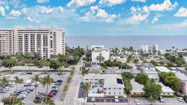 4658 Bougainvilla Dr 56, Lauderdale By The Sea, FL 33308