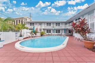 4658 Bougainvilla Dr 56, Lauderdale By The Sea, FL 33308