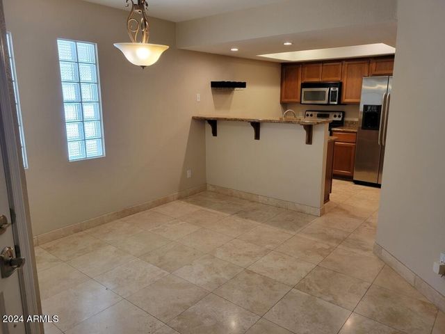 3235 E Camelback Road Unit 107, Phoenix, AZ 85018
