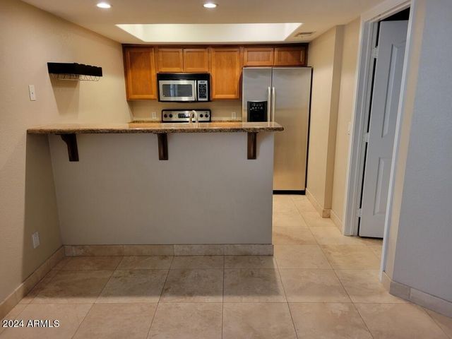 3235 E Camelback Road Unit 107, Phoenix, AZ 85018