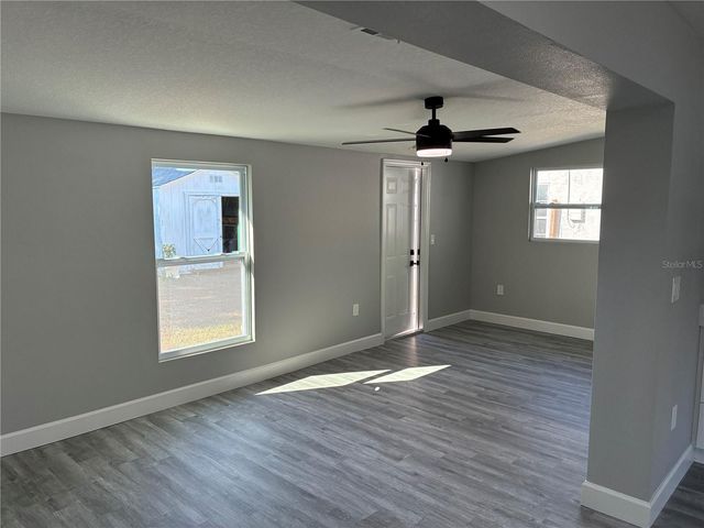 9024 2ND STREET N, St Petersburg, FL 33702