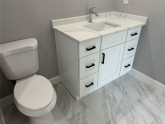 9024 2ND STREET N, St Petersburg, FL 33702