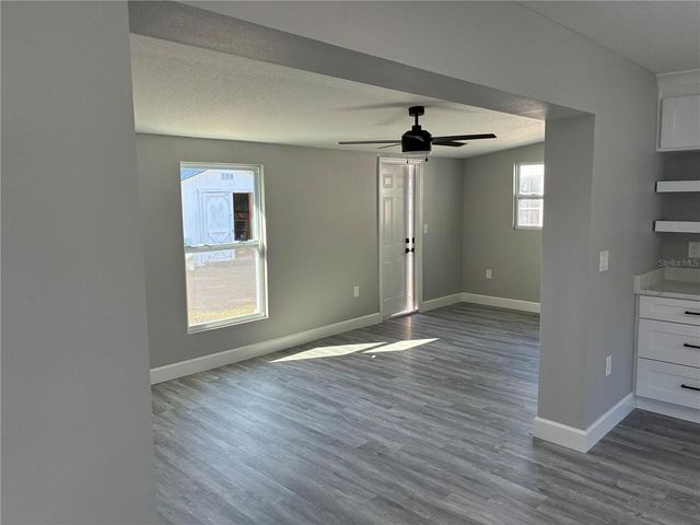 9024 2ND STREET N, St Petersburg, FL 33702