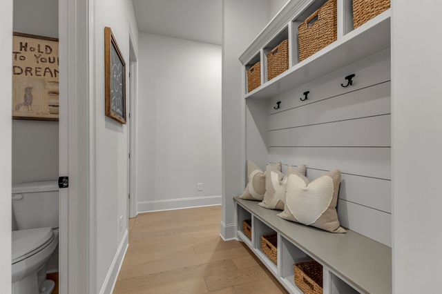 265 Stephens Valley Blvd, Nashville, TN 37221