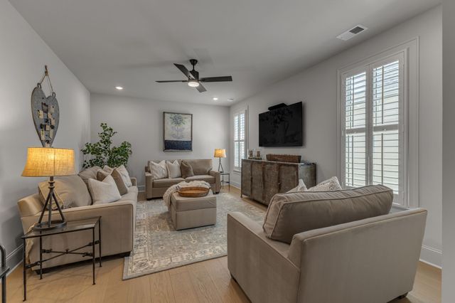 265 Stephens Valley Blvd, Nashville, TN 37221