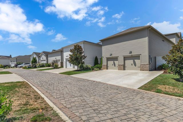 265 Stephens Valley Blvd, Nashville, TN 37221