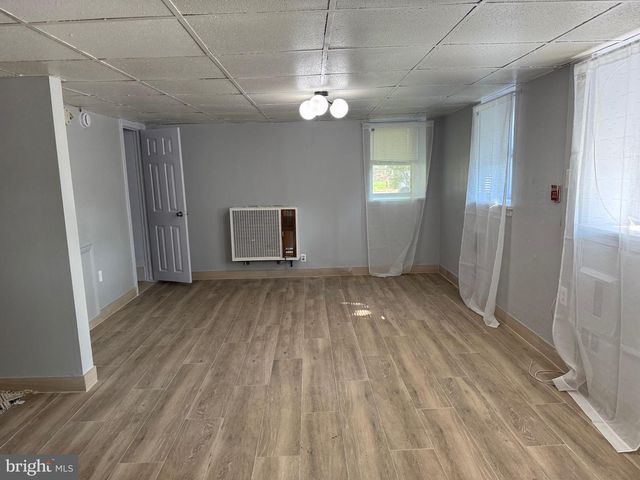 1041 FANSHAWE ST, Philadelphia, PA 19111