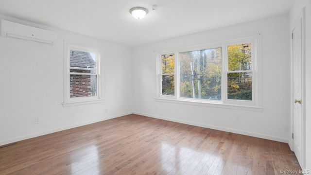 5618 Sylvan Avenue, Bronx, NY 10471