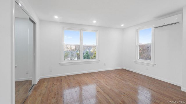 5618 Sylvan Avenue, Bronx, NY 10471