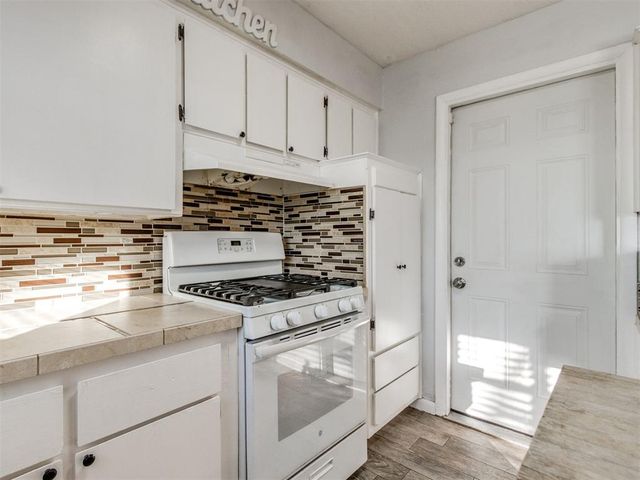 4201 Epperly Drive, Del City, OK 73115