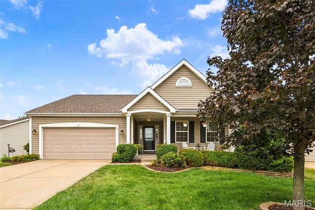 11 Lambeth Lane, Dardenne Prairie, MO 63368