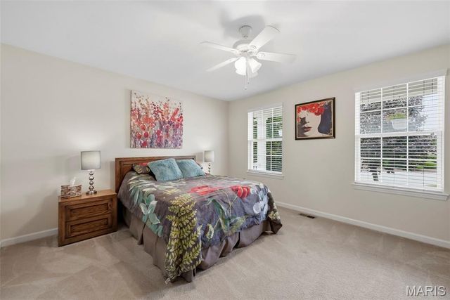 11 Lambeth Lane, Dardenne Prairie, MO 63368