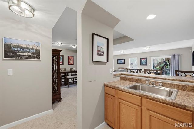 11 Lambeth Lane, Dardenne Prairie, MO 63368