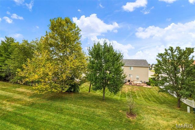 11 Lambeth Lane, Dardenne Prairie, MO 63368
