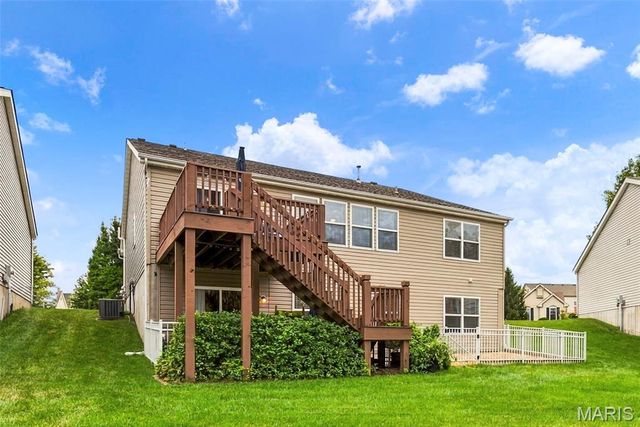 11 Lambeth Lane, Dardenne Prairie, MO 63368