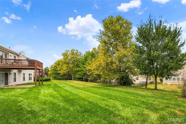 11 Lambeth Lane, Dardenne Prairie, MO 63368