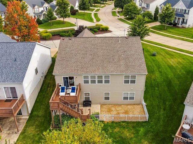 11 Lambeth Lane, Dardenne Prairie, MO 63368