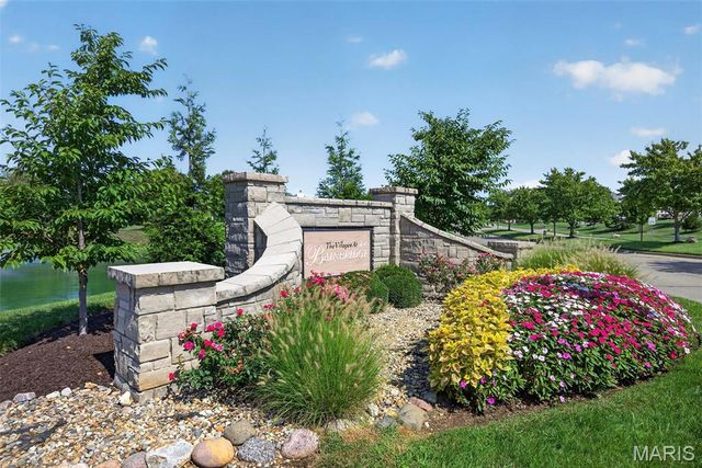 11 Lambeth Lane, Dardenne Prairie, MO 63368