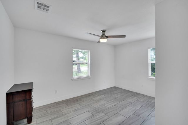 206 E Chico Drive, Garland, TX 75041
