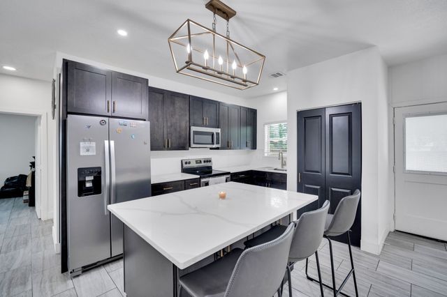 206 E Chico Drive, Garland, TX 75041