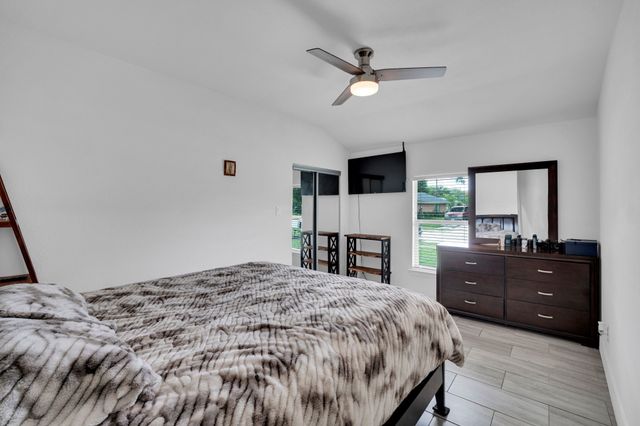 206 E Chico Drive, Garland, TX 75041