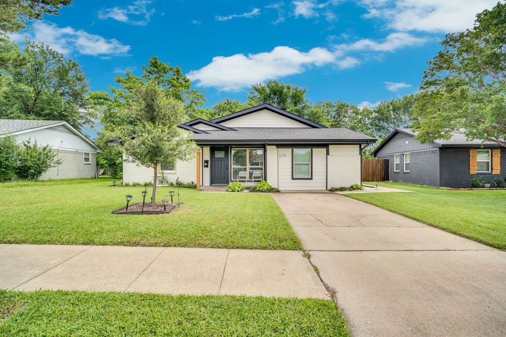 206 E Chico Drive, Garland, TX 75041