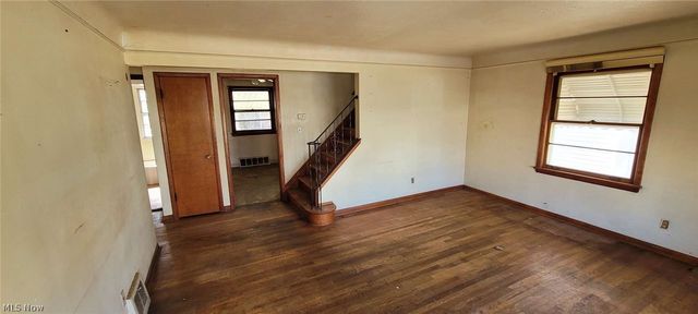 21250 Wilmore Avenue, Euclid, OH 44123