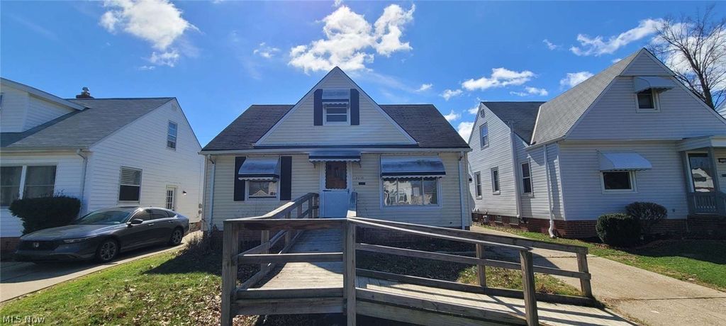21250 Wilmore Avenue, Euclid, OH 44123