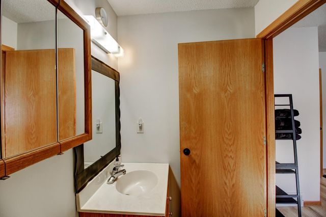 4481 Hartley Oaks Drive, Brainerd, MN 56401