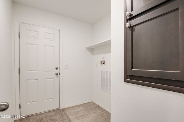 9099 S Atterbury Wash Way, Tucson, AZ 85747