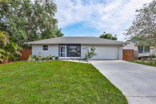 2620 49TH AVENUE N, St Petersburg, FL 33714